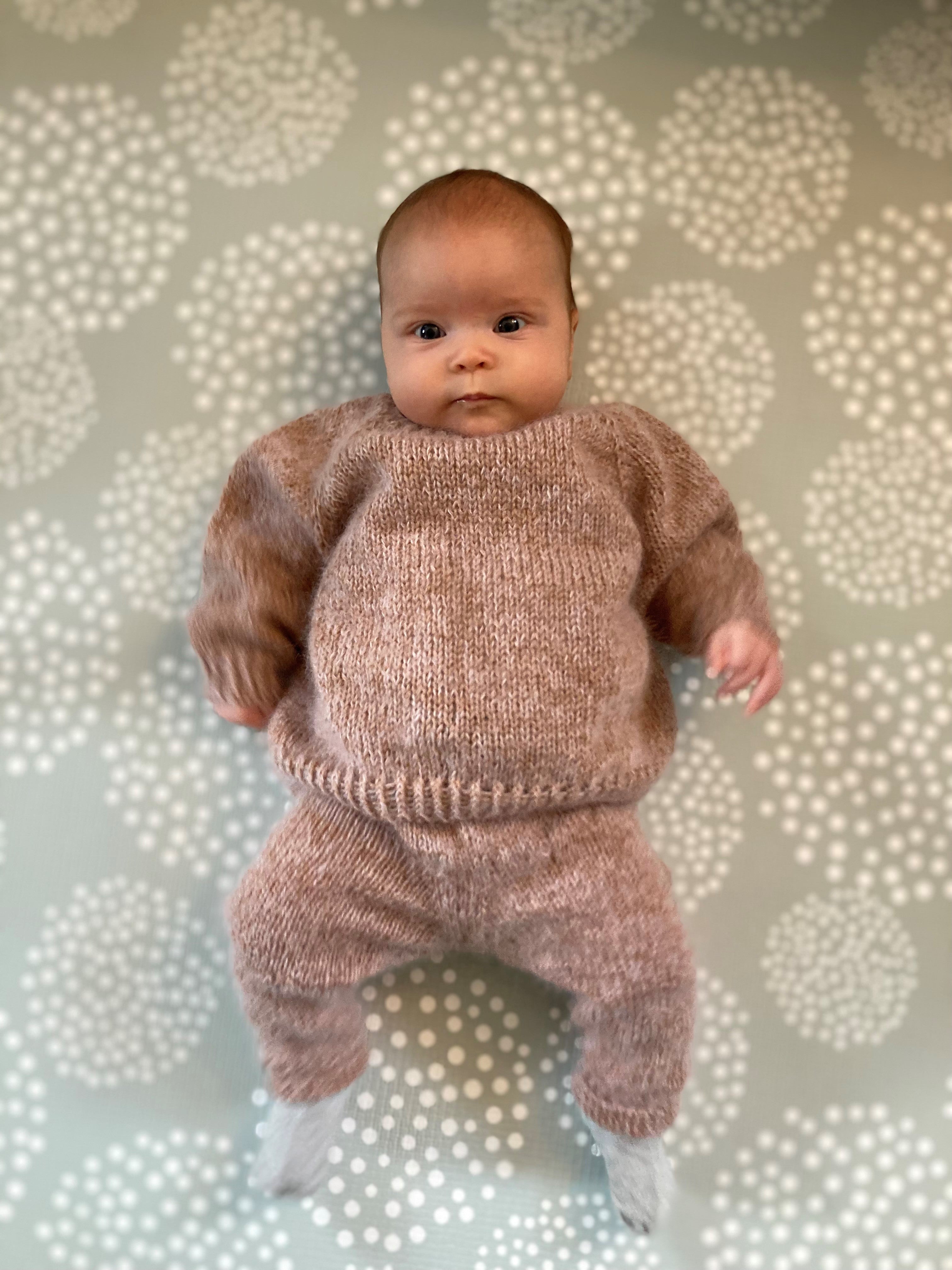KIT FOR "BABY PANTS A"